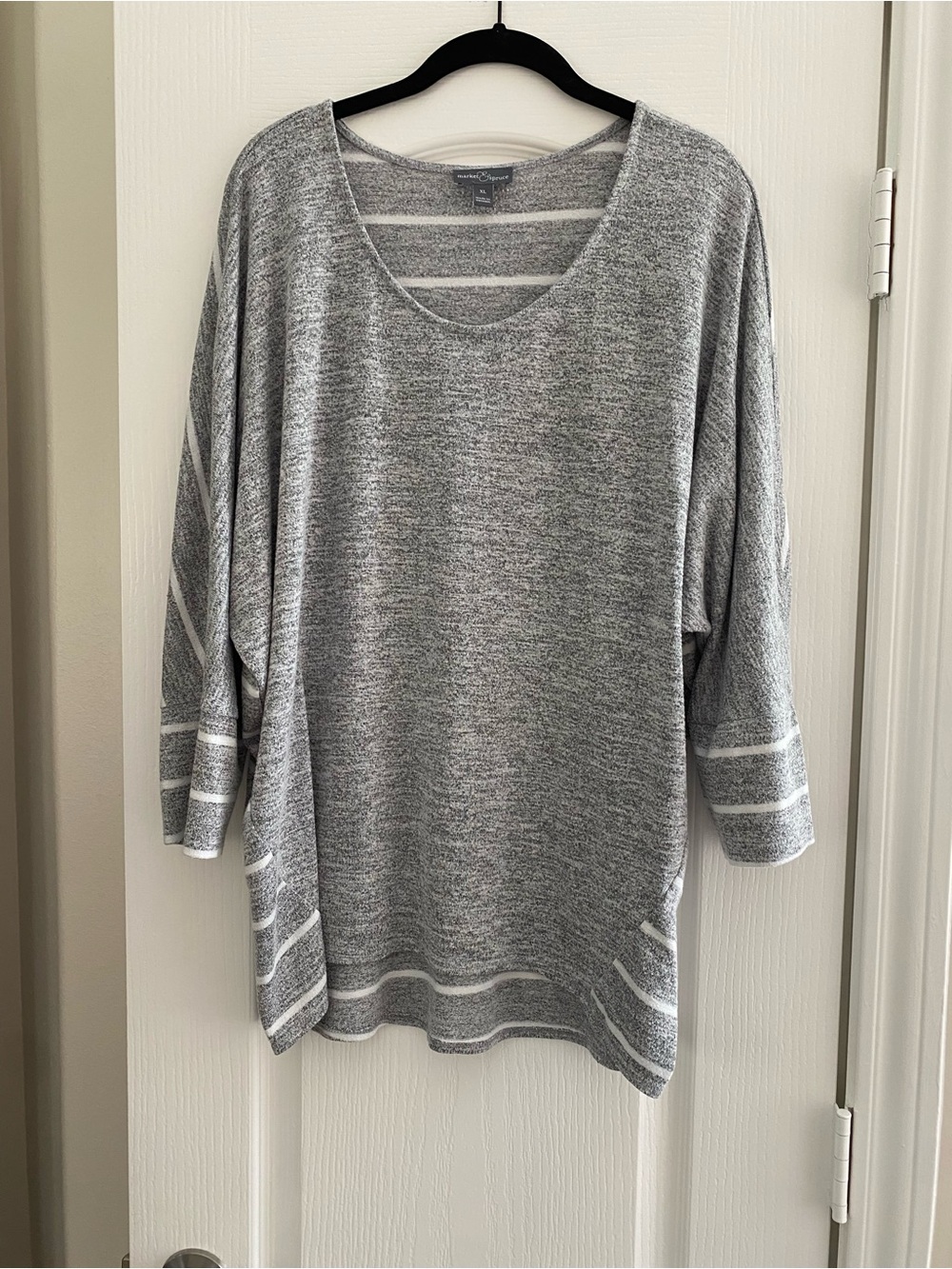 Market & Spruce Grey Marled Scoop Neck Sweater with White Stripes